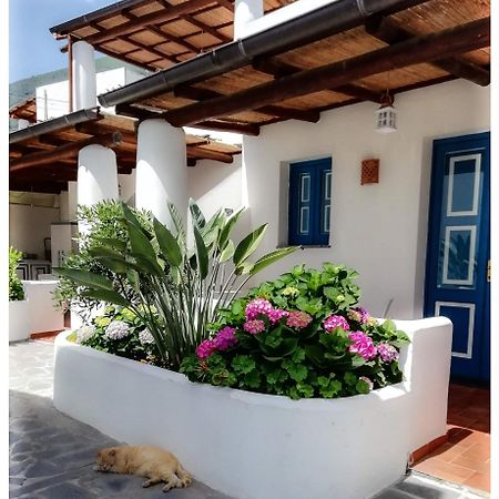 Salinarte Hotell Santa Marina Salina Rom bilde